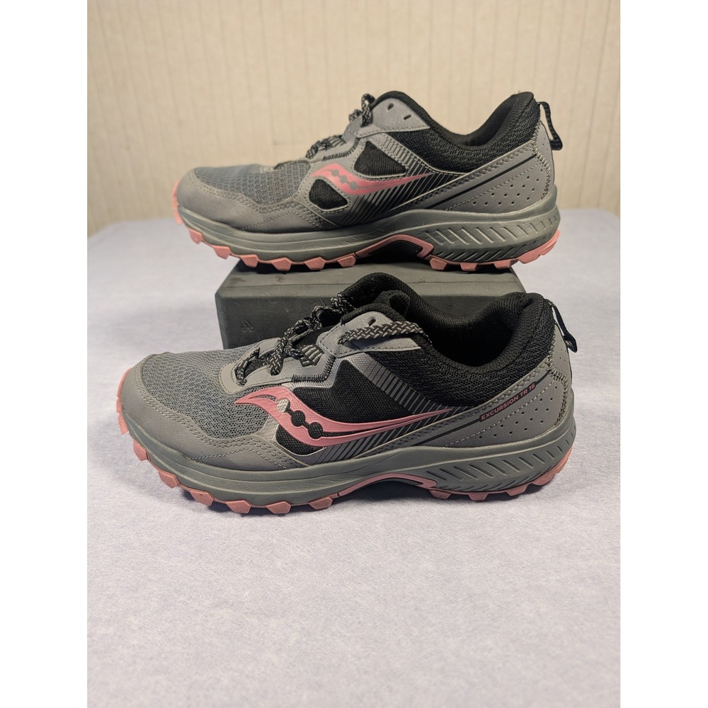 Saucony Excursion TR16 Shoes Womens 11 Grey Pink Trail Running Sneakers Exc